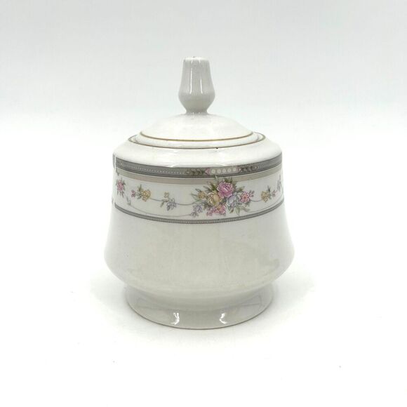 FARBERWARE Vintage 1992 Fine China White Floral Southampton Sugar Bowl 3.5" - Picture 1 of 7